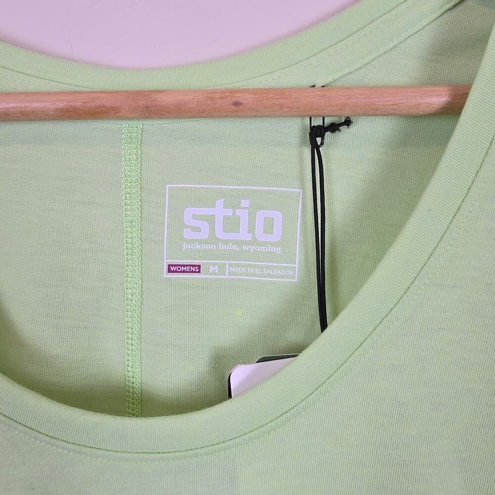 Stio Divide Scoop Neck Tee Womens Size Medium Short Sleeve Lime Zest Heather - Picture 2 of 4